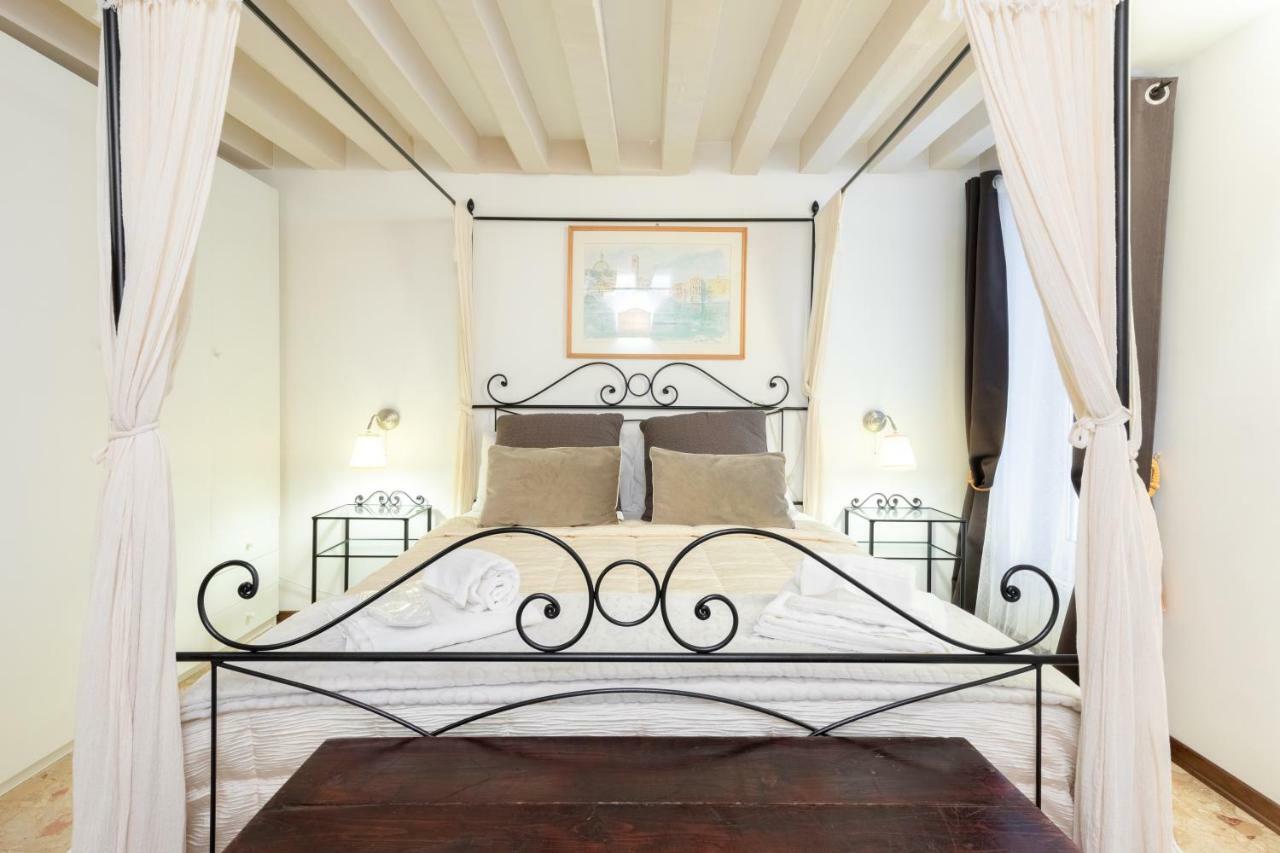 Ca' Del Carro Family Apartment เวนิส ภายนอก รูปภาพ