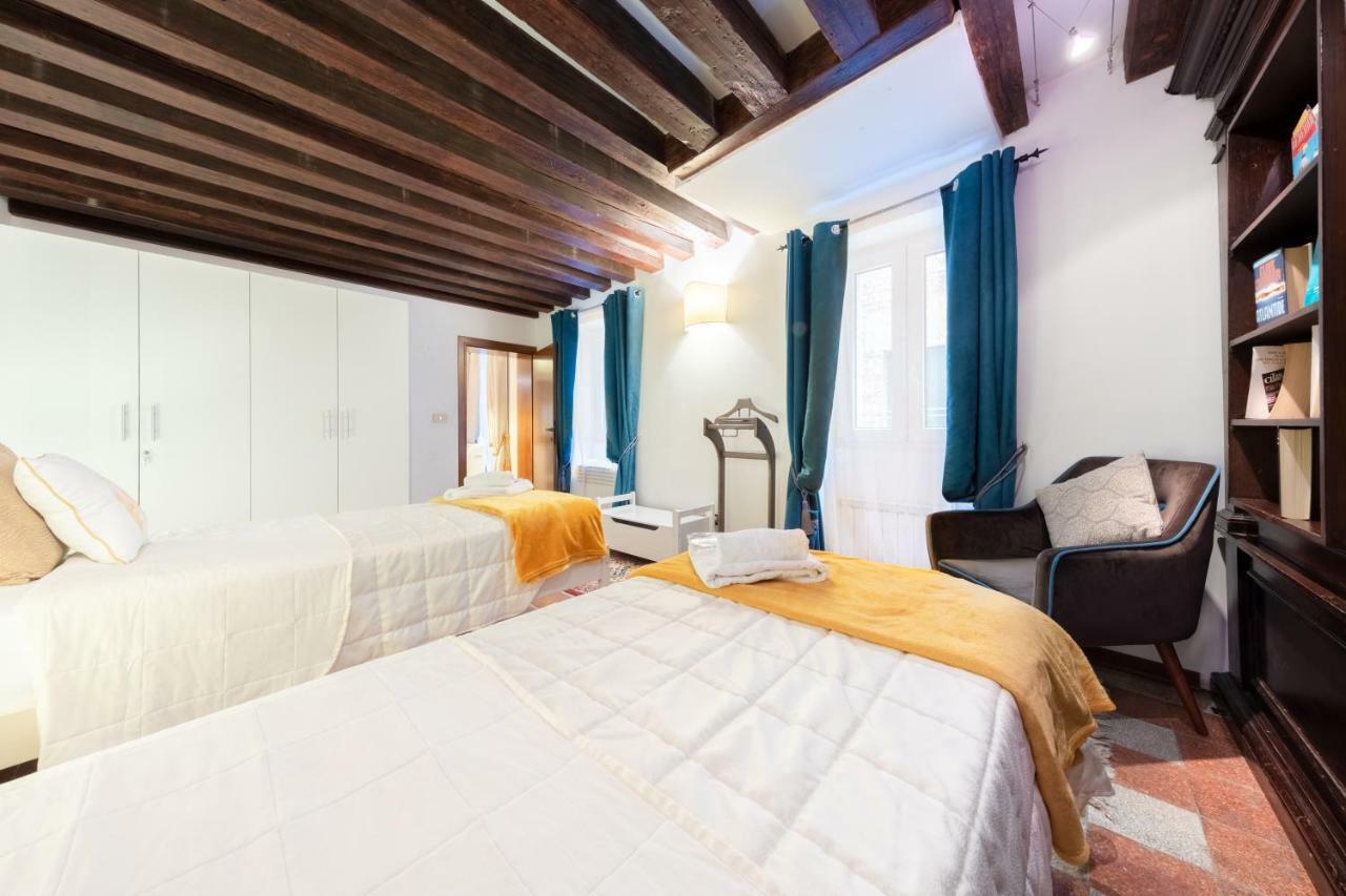 Ca' Del Carro Family Apartment เวนิส ภายนอก รูปภาพ